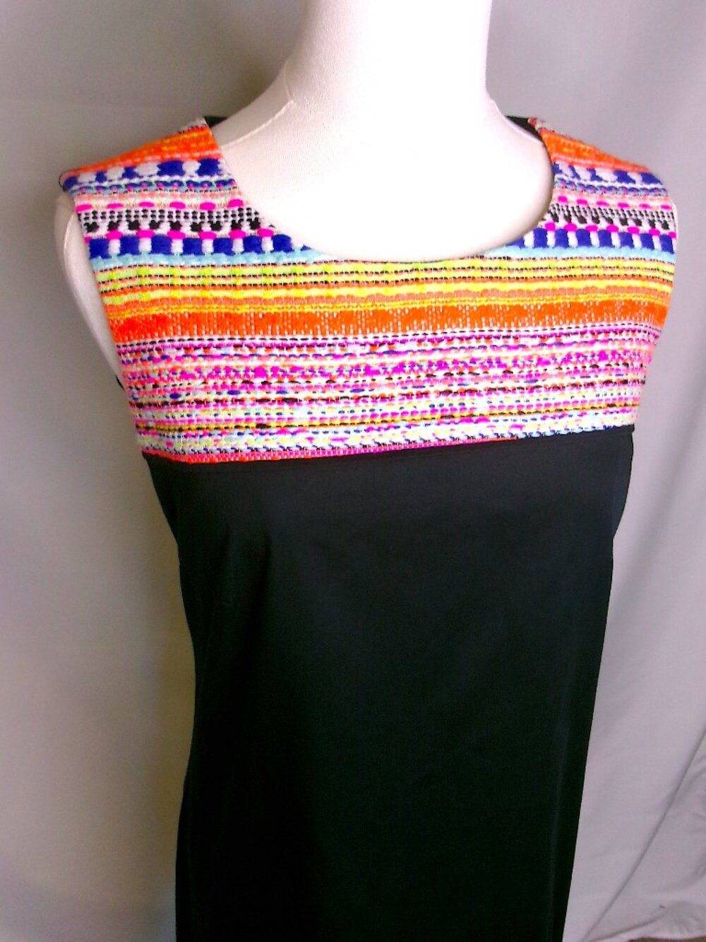 Persifor Black Sleeveless Shift Dress Neon Tribal Trim Midi Dress M